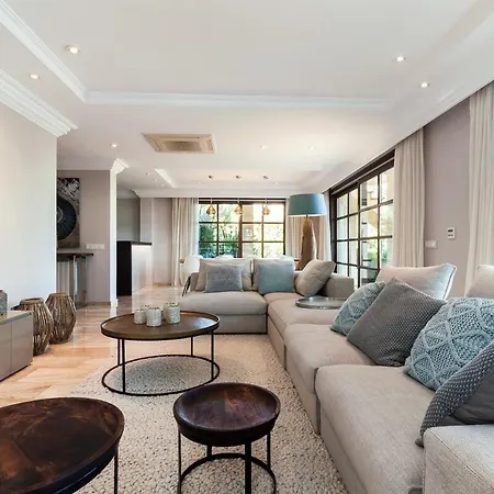 Escuela With Private Pool * Marbella